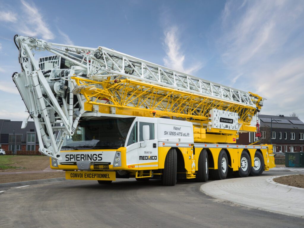 Spierings 모바일 타워크레인